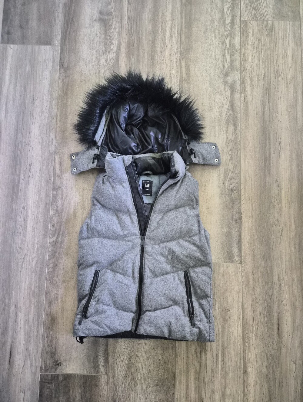 Gap Insulated Hooded Puffer Vest